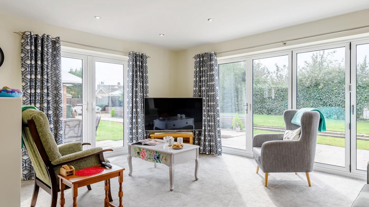 Photo of Livingroom in Chapel Saint Leonards