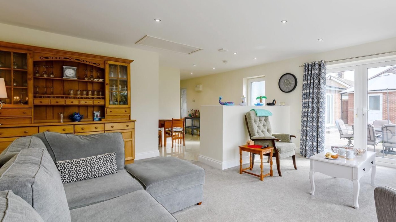 Photo of Livingroom in Chapel Saint Leonards