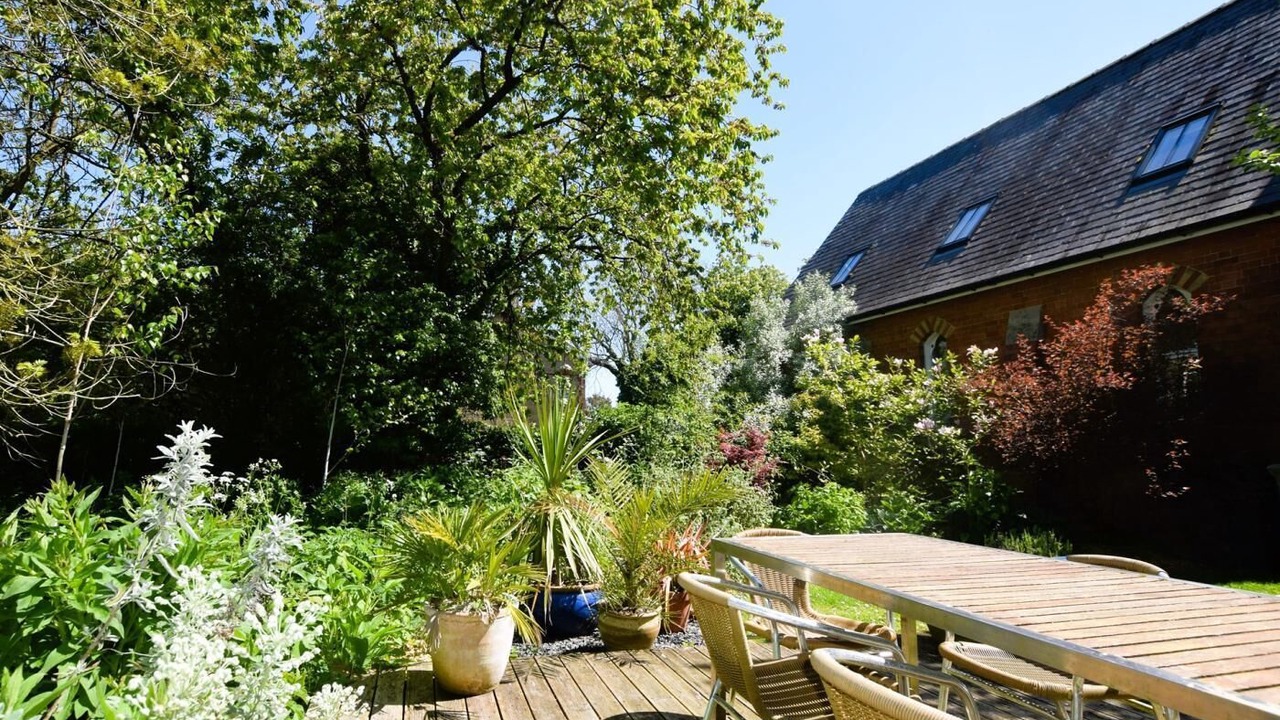Photo of Outdoor in Alford