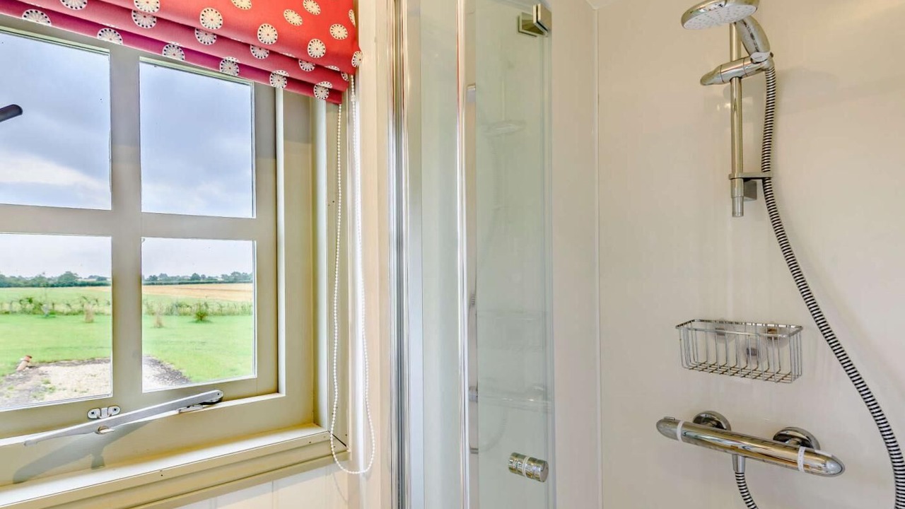 Photo of Bathroom in Holton Le Clay