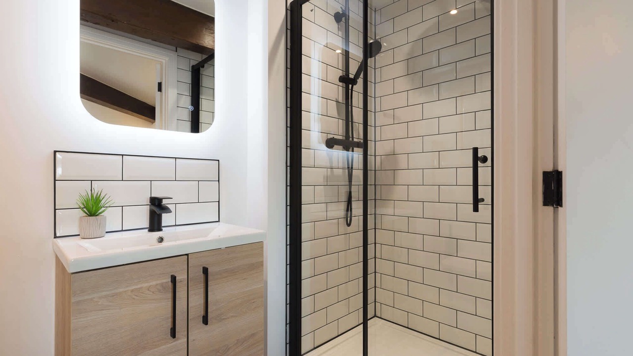 Photo of Bathroom in Newark