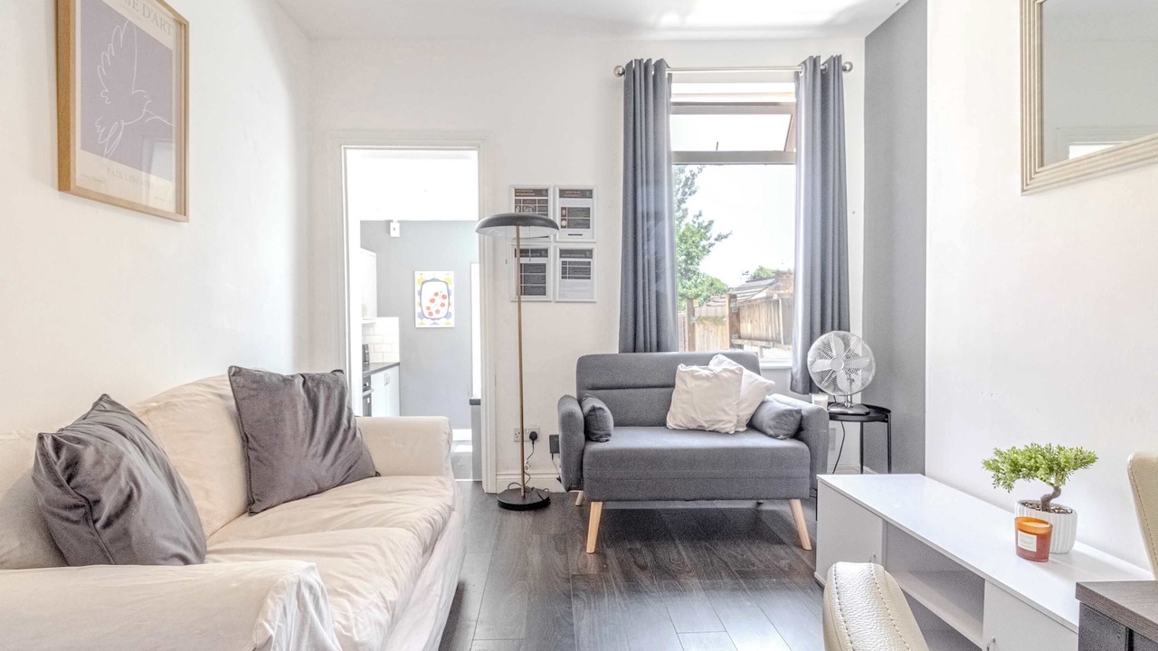 Photo of Livingroom in Kettering