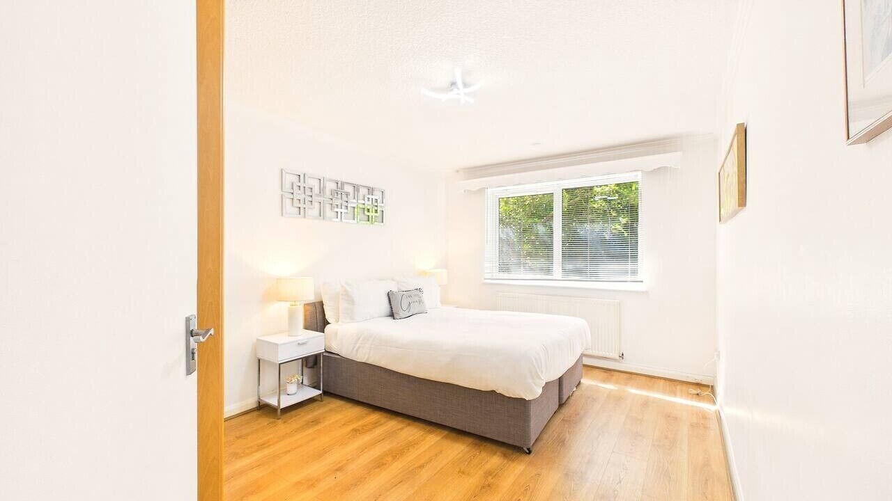 Photo of Bedroom in Welford