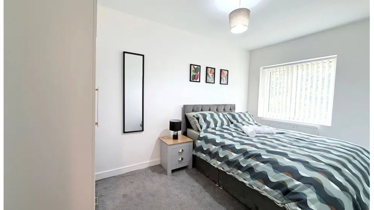Photo of Bedroom in Leigh