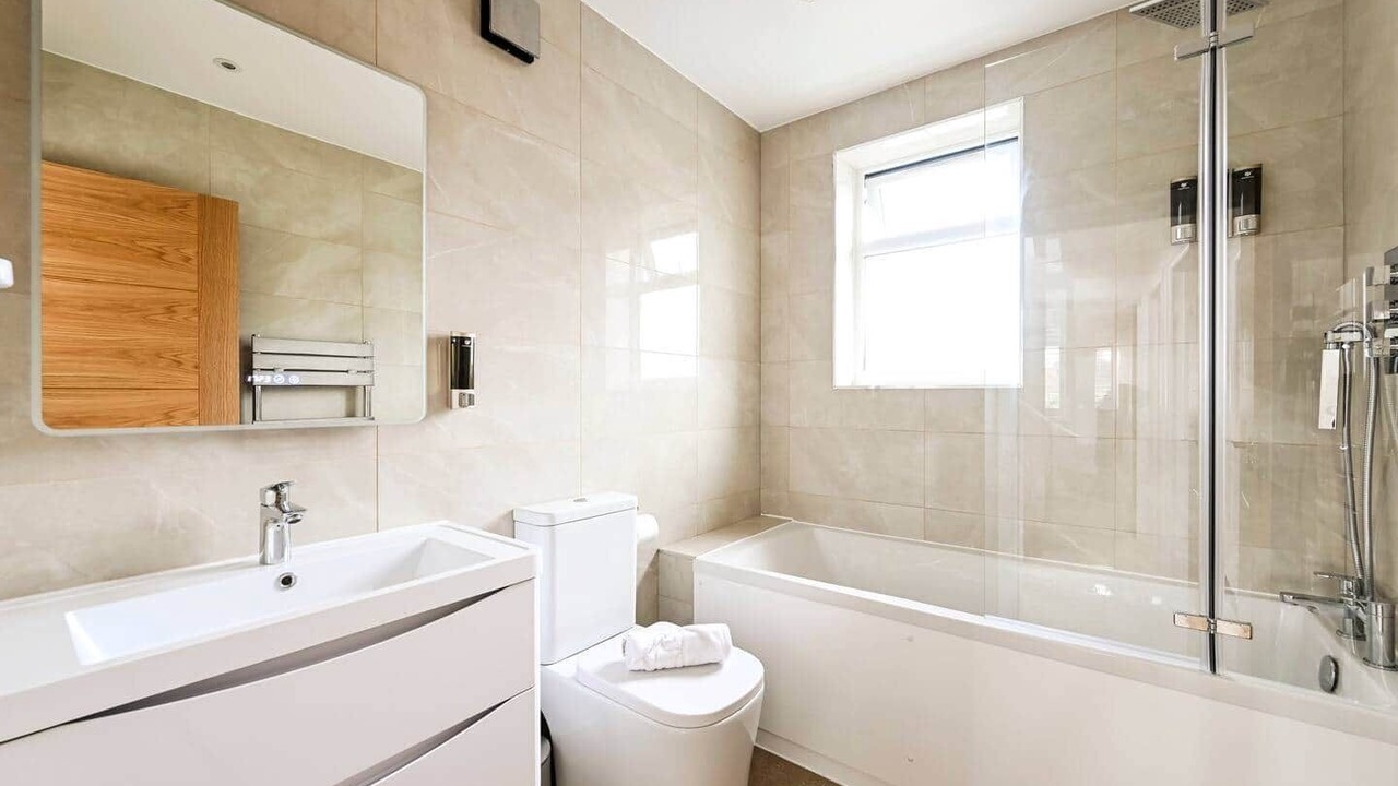 Photo of Bathroom in London Borough of Ealing