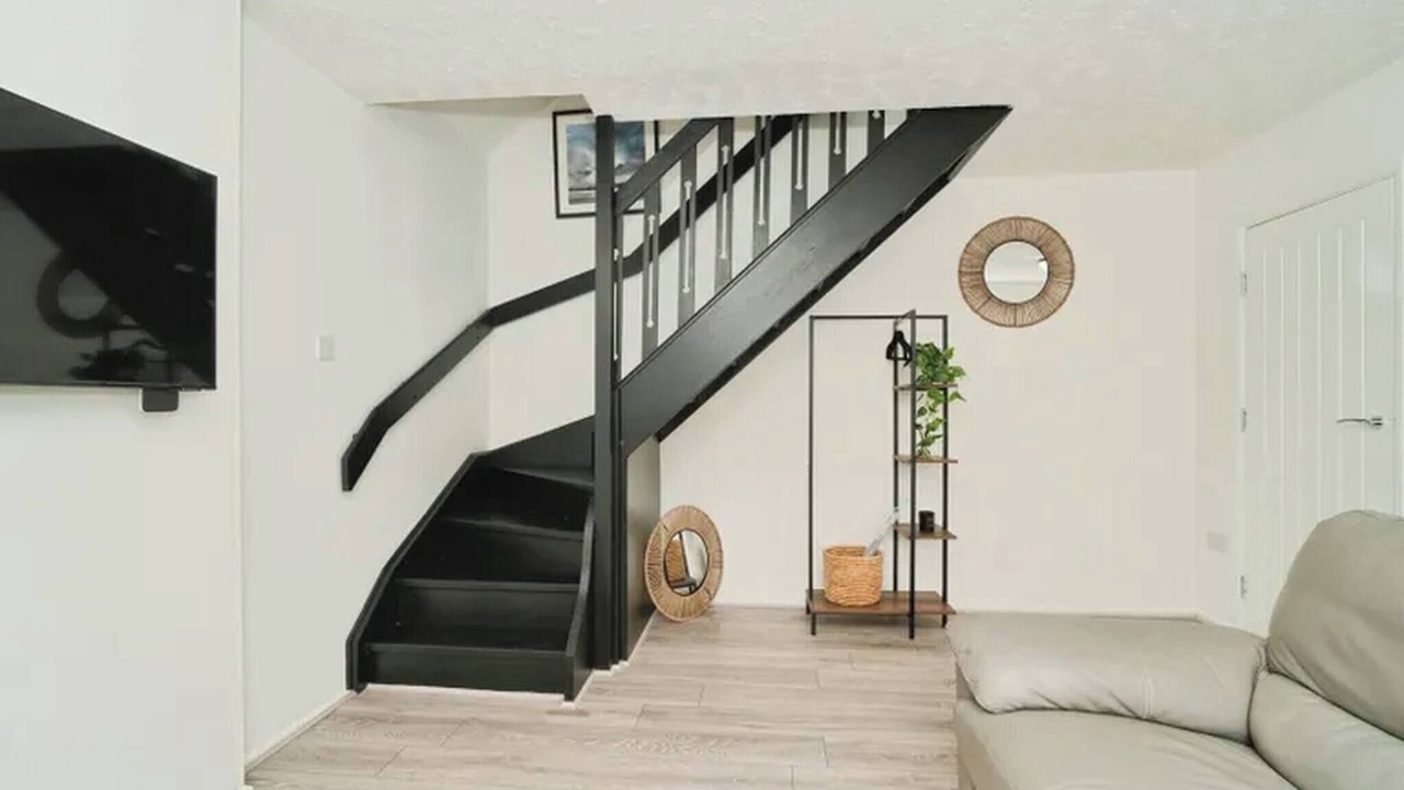 Photo of Livingroom in Bury