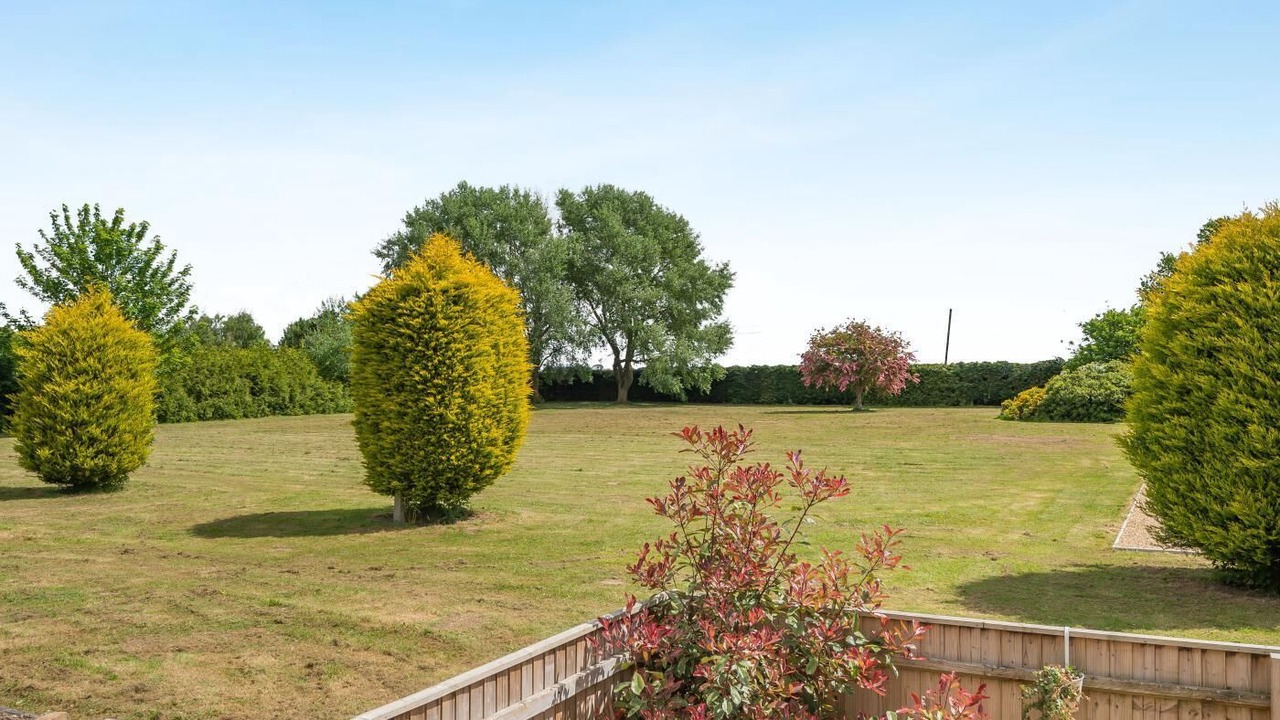 Photo of Outdoor in Pointon