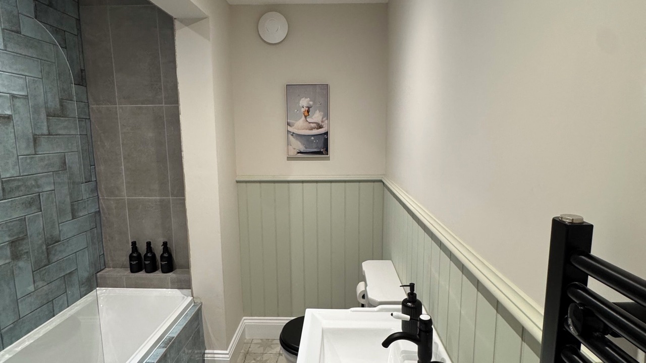 Photo of Bathroom in Delph