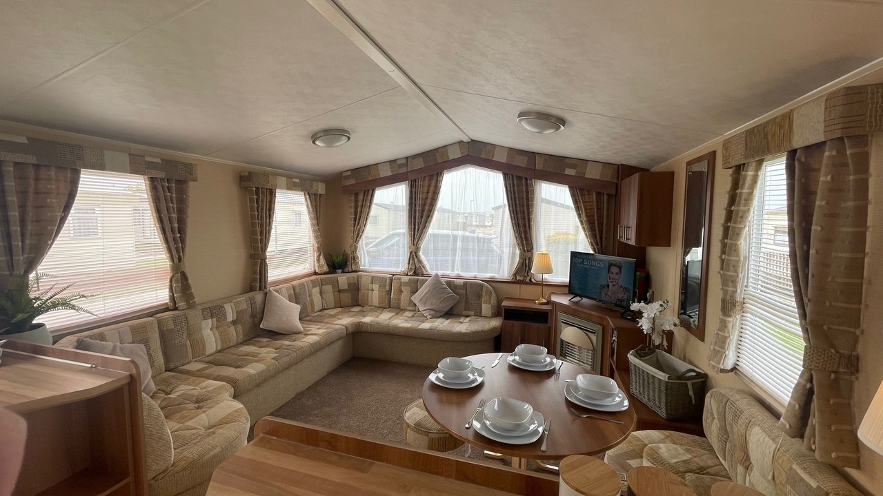 Photo of Livingroom in Chapel Saint Leonards
