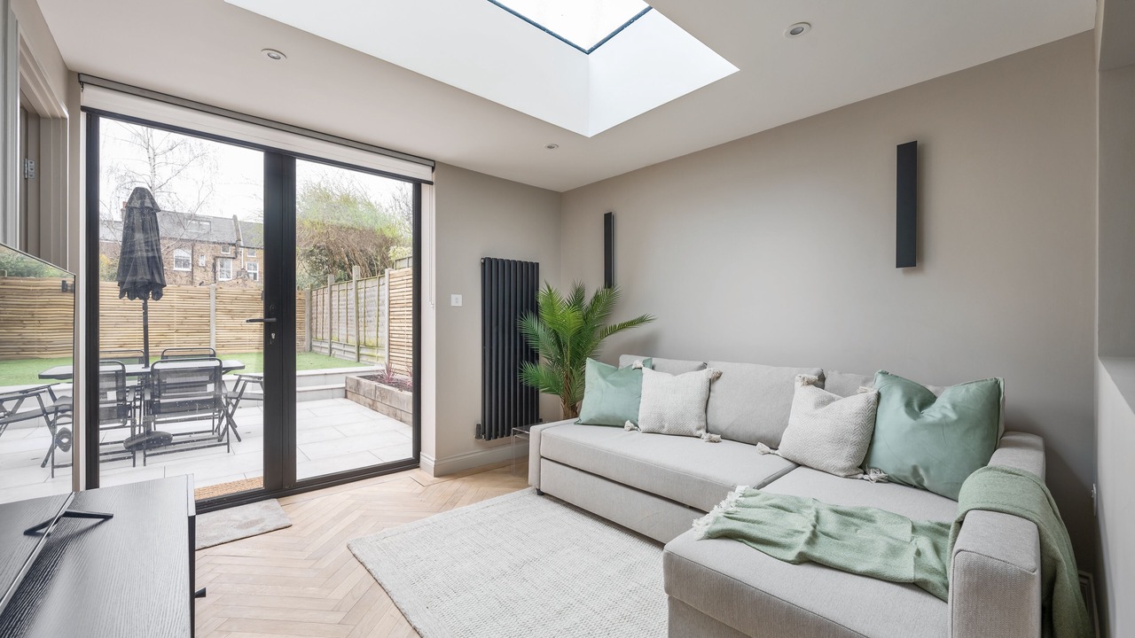 Photo of Livingroom in Hackney