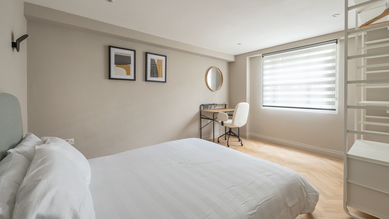 Photo of Bedroom in Hackney