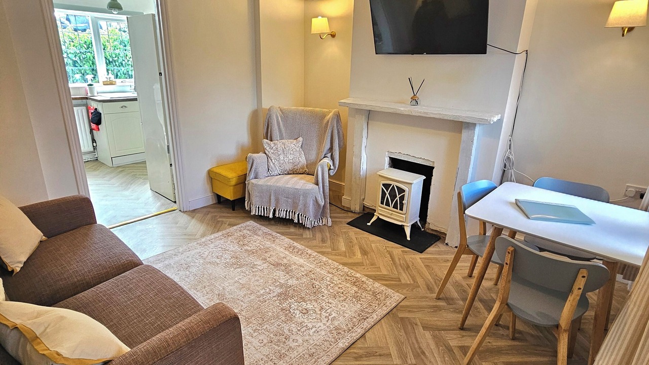Photo of Livingroom in Edwinstowe