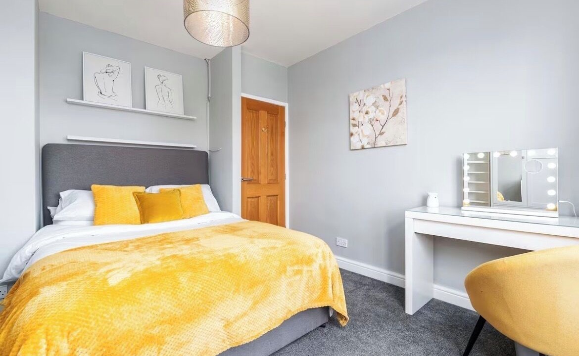 Photo of Bedroom in Hoyland