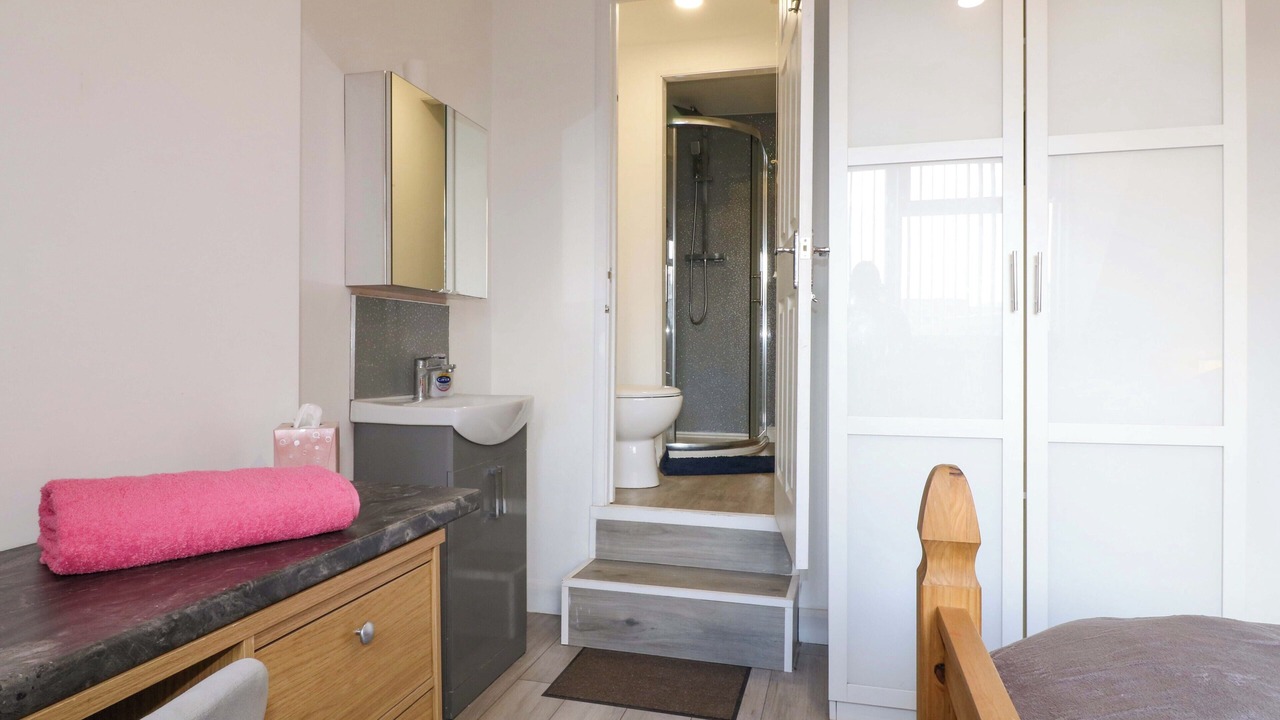 Photo of Bedroom in Nottingham