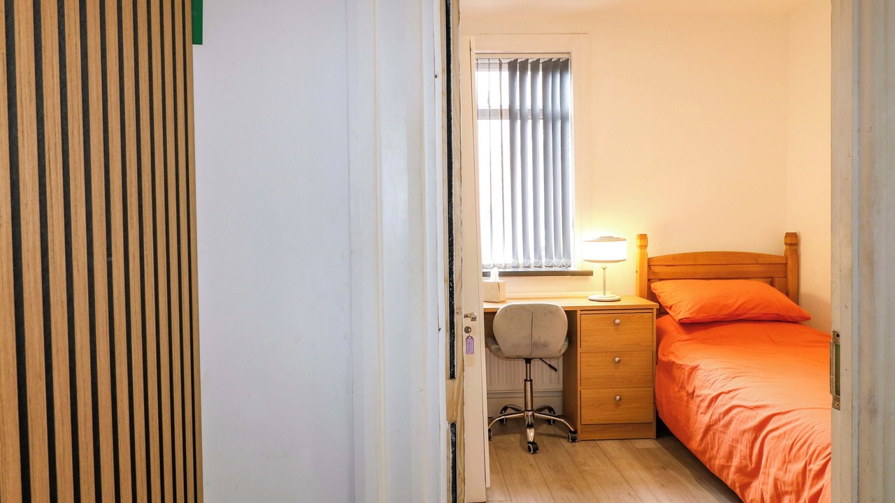 Photo of Bedroom in Nottingham