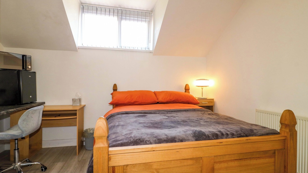 Photo of Bedroom in Nottingham