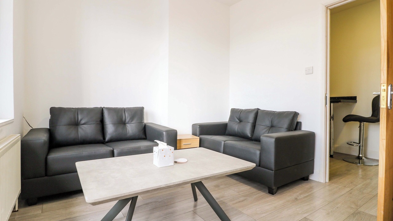 Photo of Livingroom in Nottingham