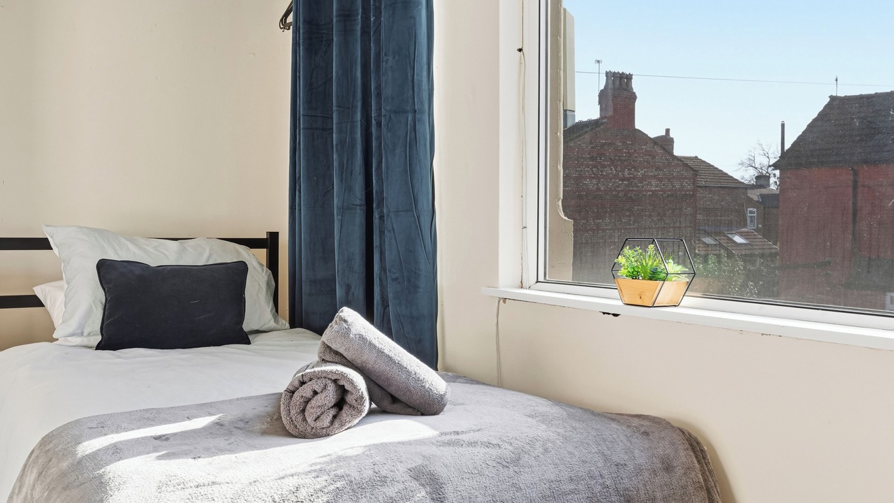 Photo of Bedroom in Chorlton-cum-Hardy