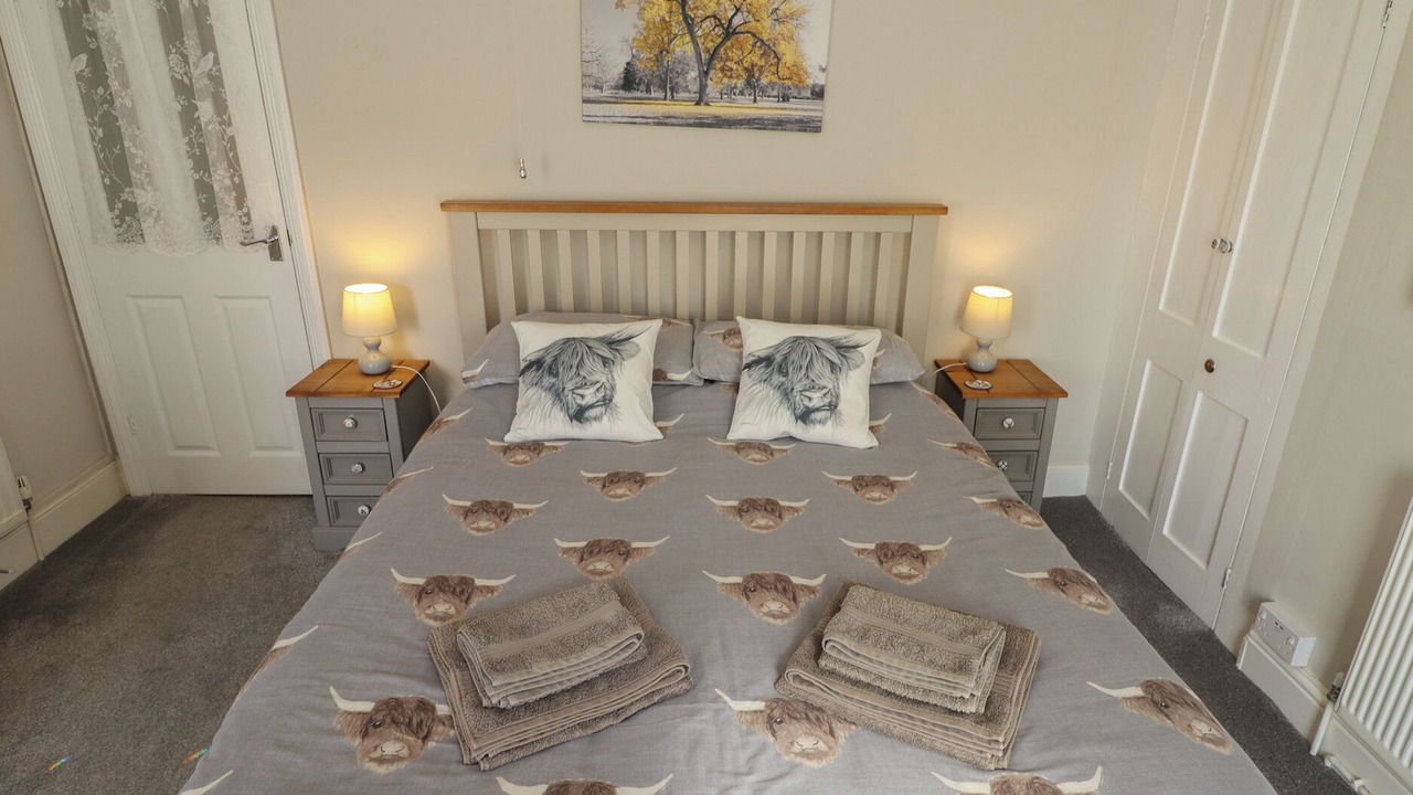 Photo of Bedroom in Louth