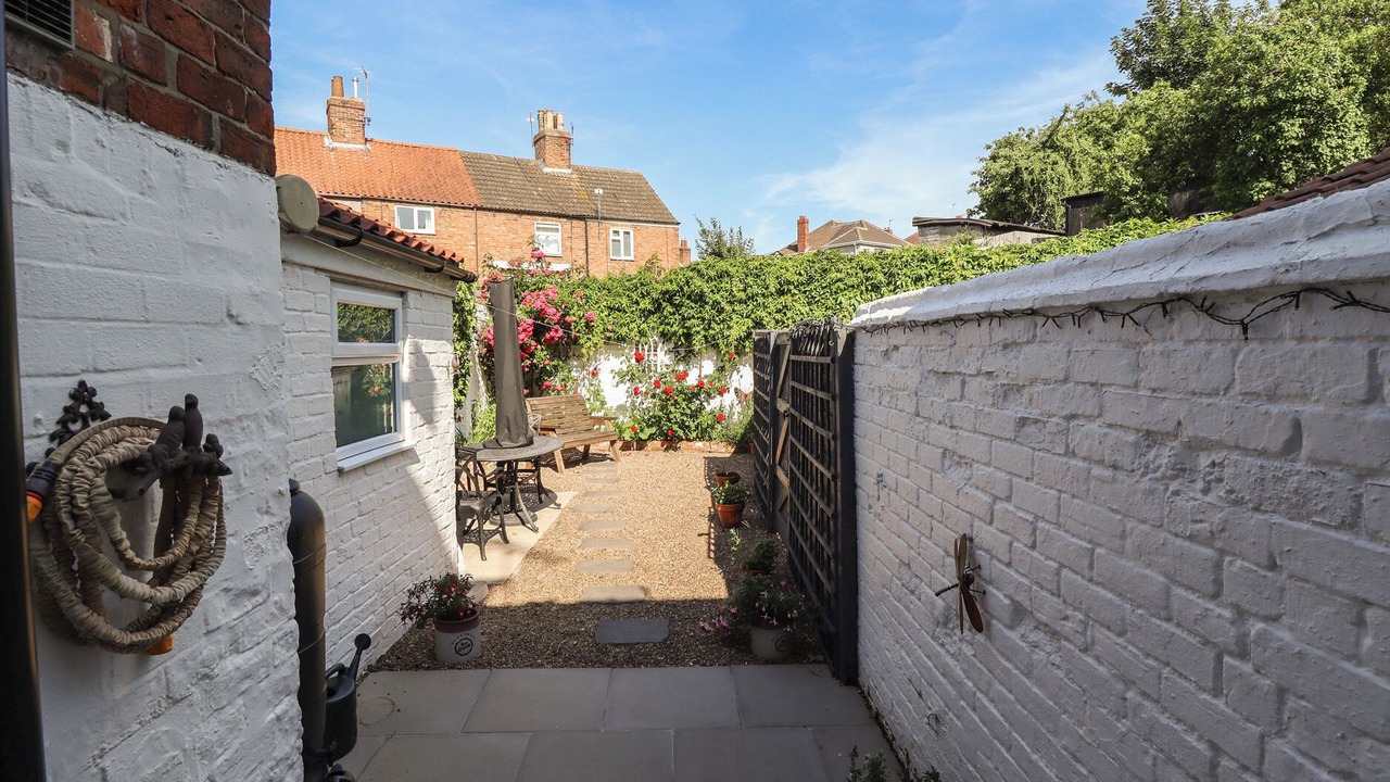 Photo of Patio Balcony in Louth