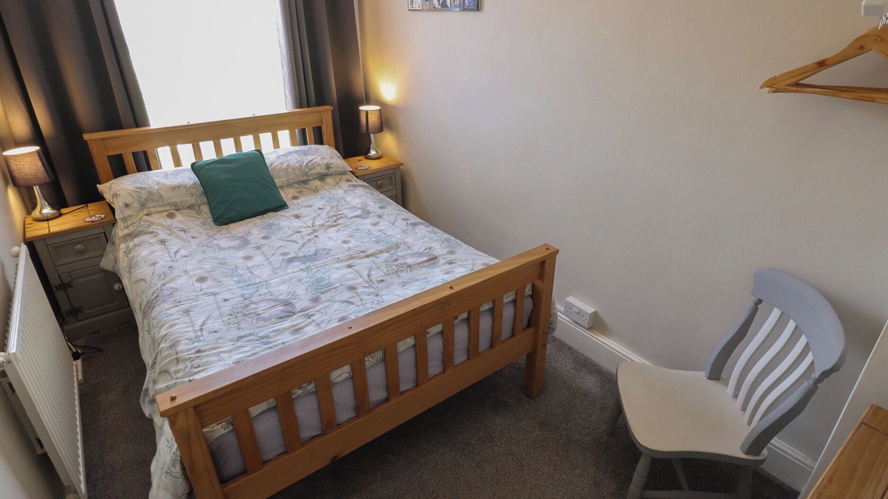 Photo of Bedroom in Louth