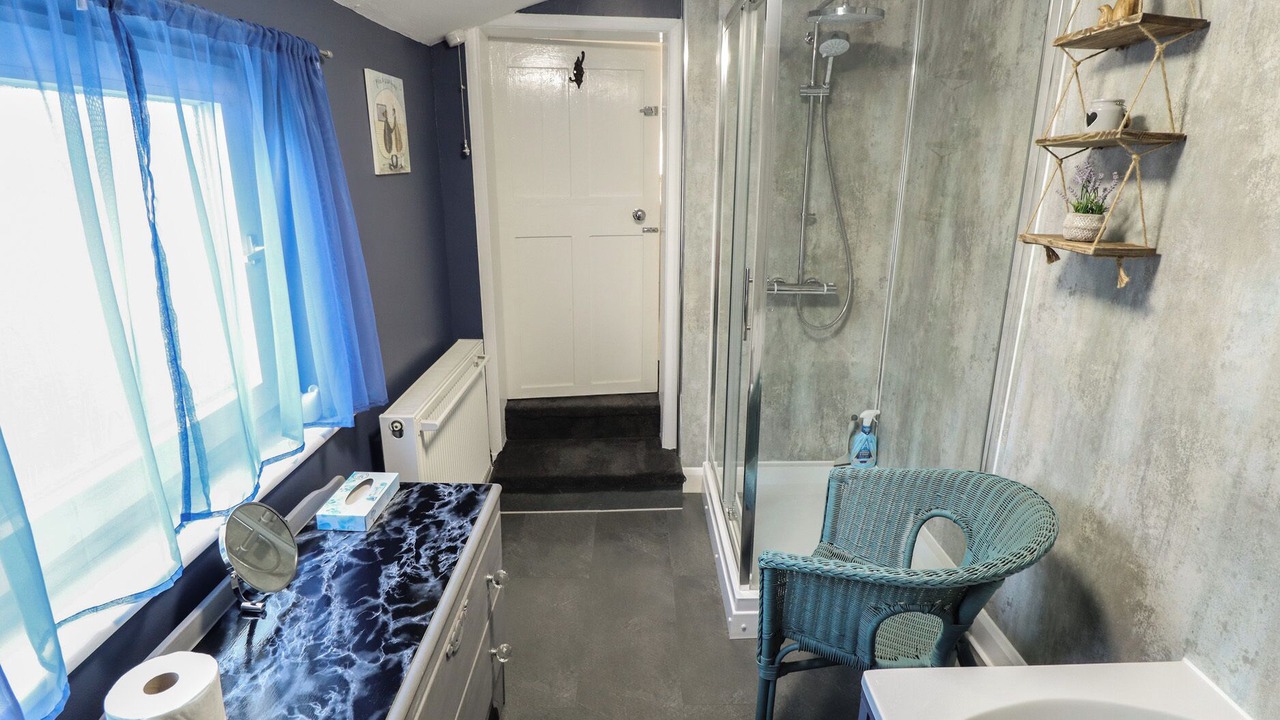 Photo of Bathroom in Louth