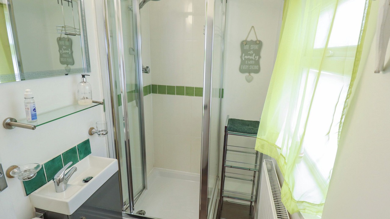 Photo of Bathroom in Louth