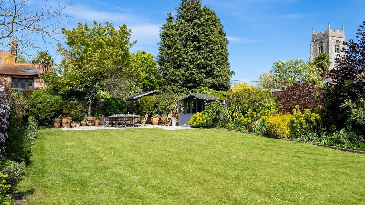 Photo of Outdoor in Holme