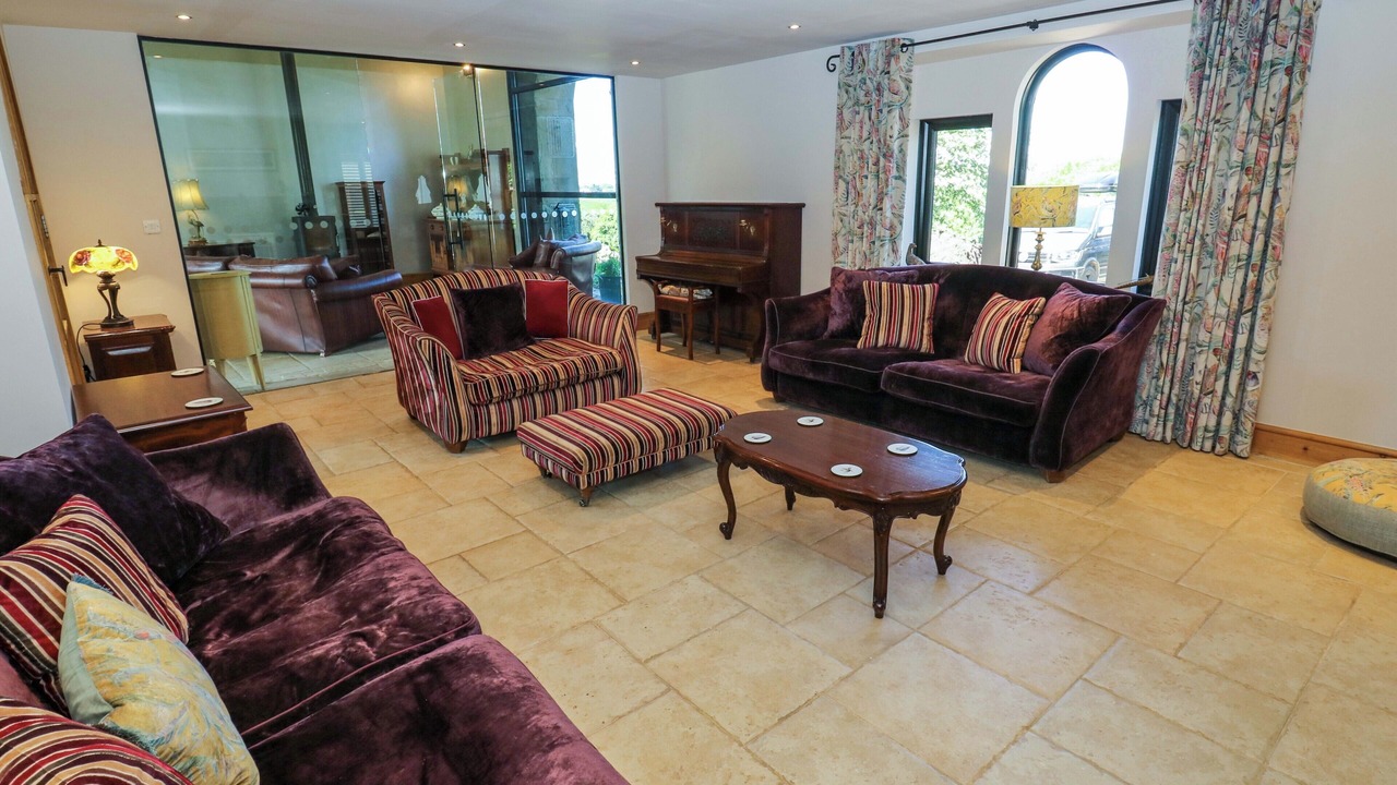 Photo of Livingroom in Rochdale