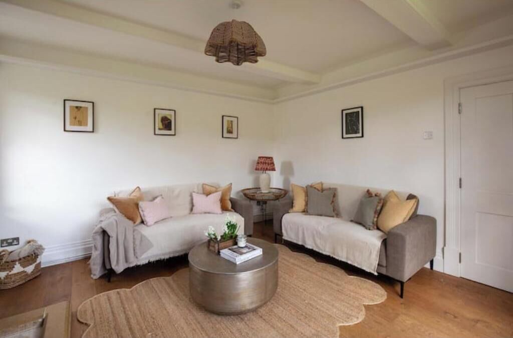 Photo of Livingroom in Whichford