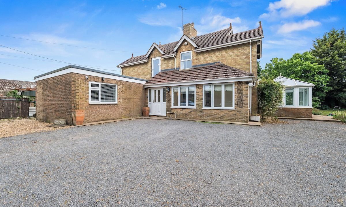 Photo of Outdoor in Thorney
