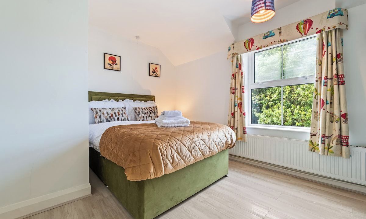 Photo of Bedroom in Thorney