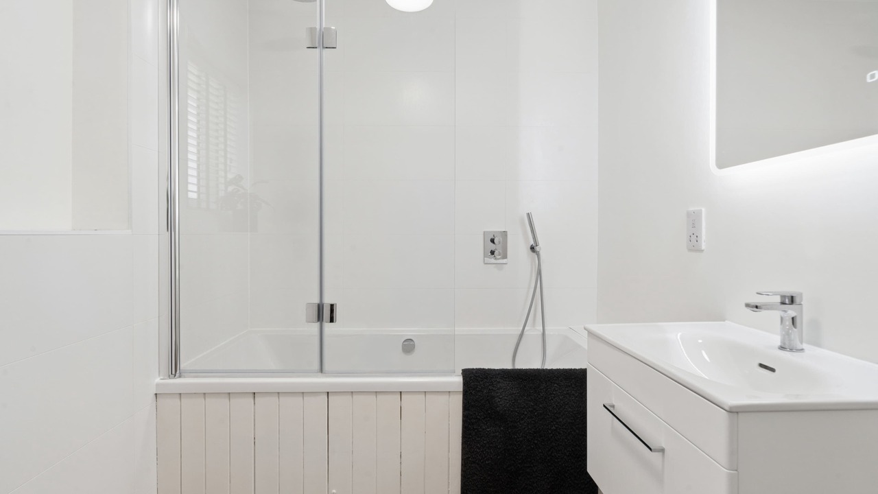 Photo of Bathroom in Stokenchurch