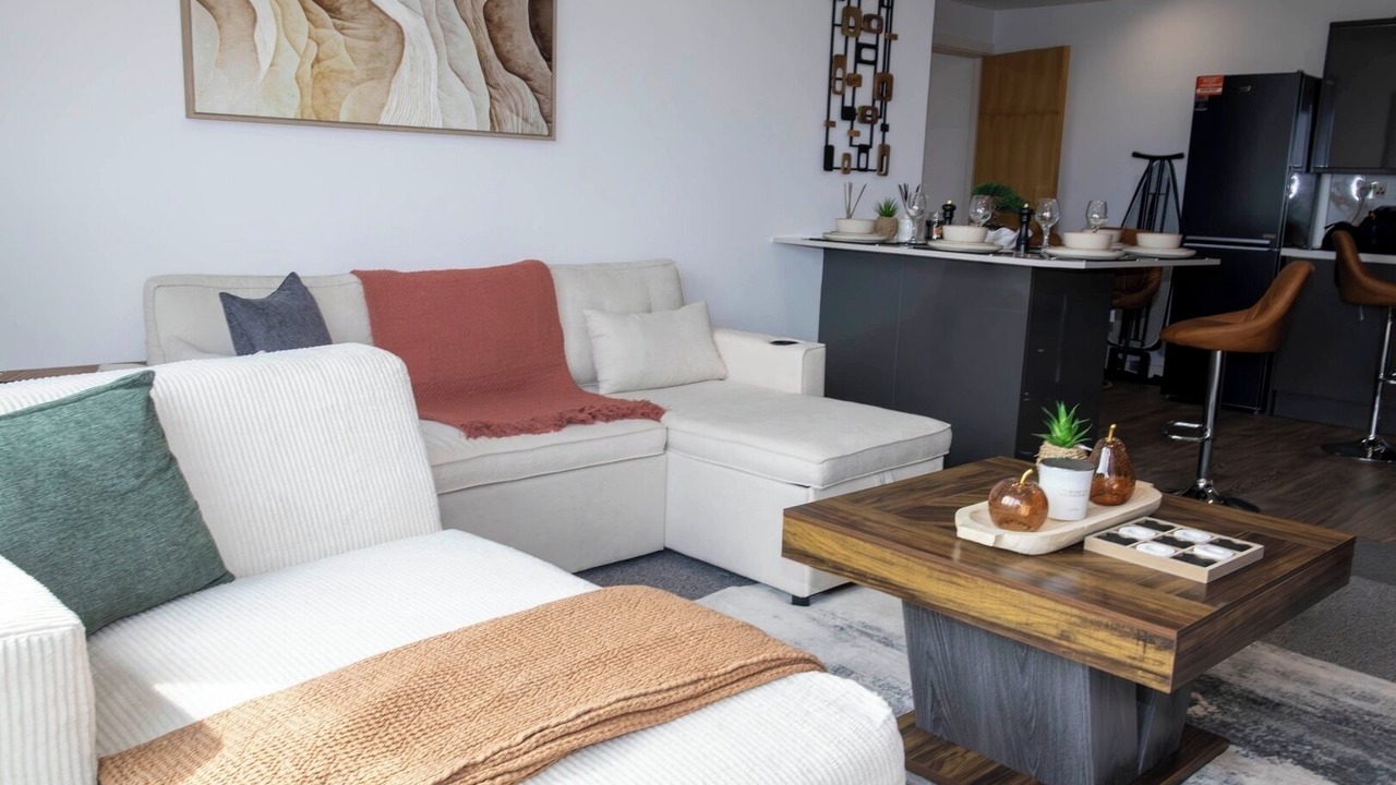 Photo of Livingroom in Leicester City Centre