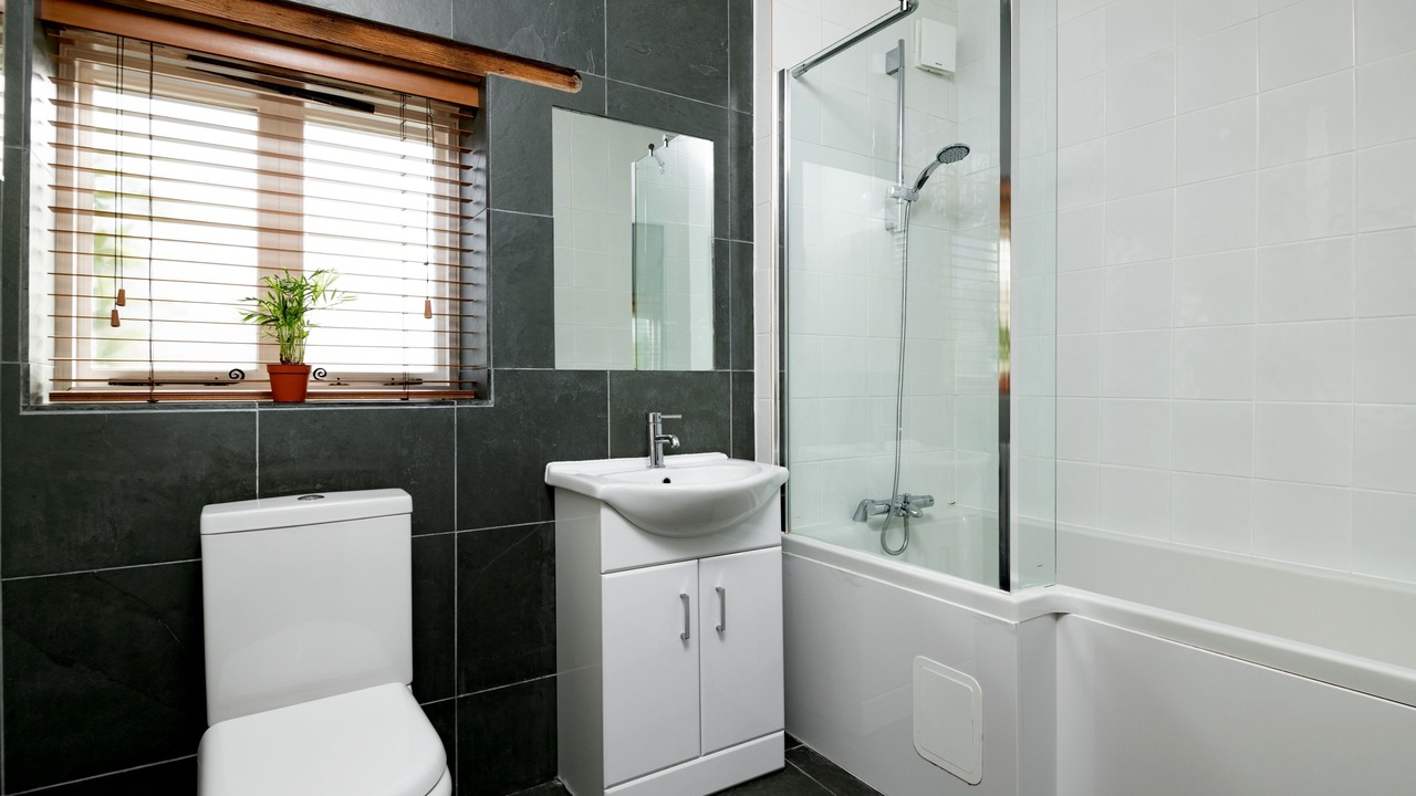 Photo of Bathroom in Sculthorpe