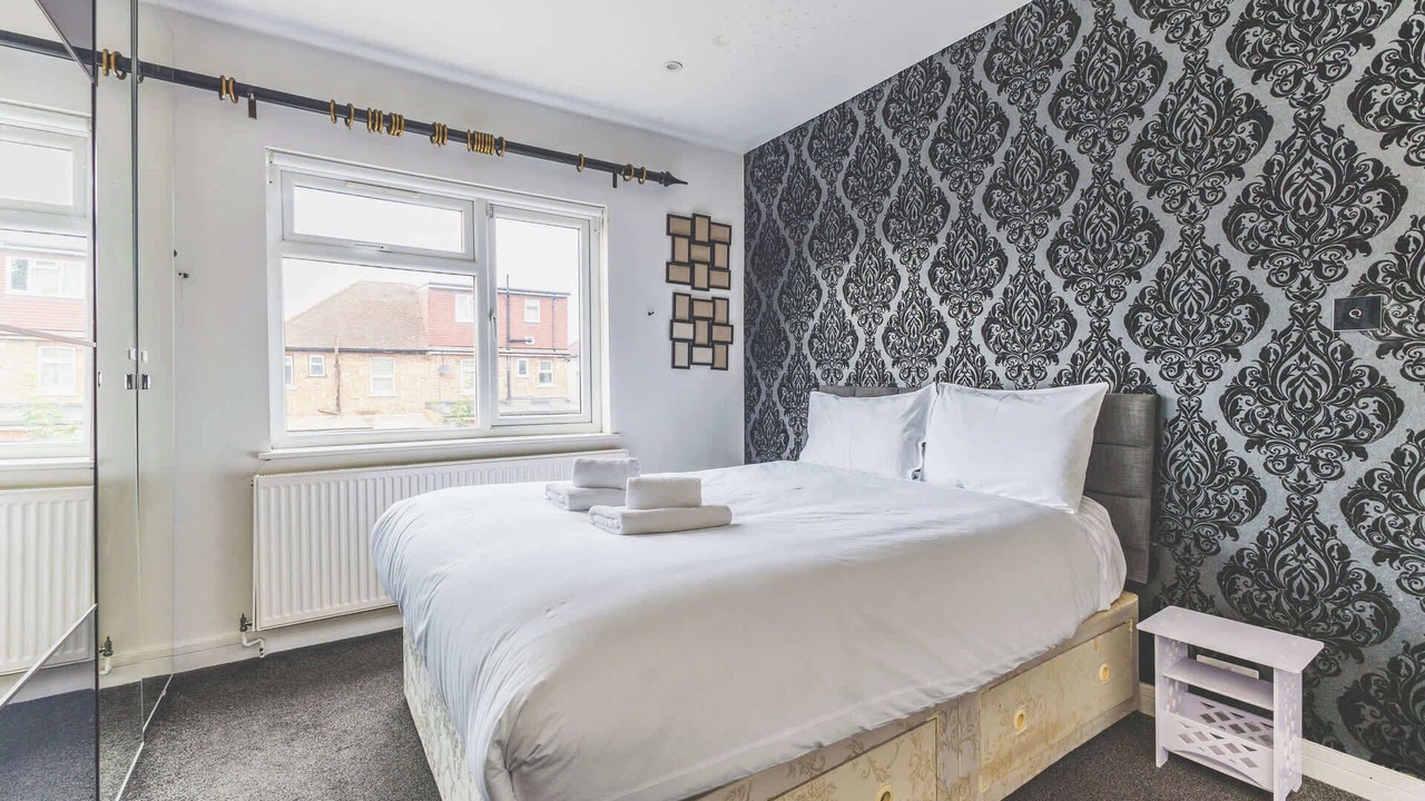 Photo of Bedroom in Southall Green