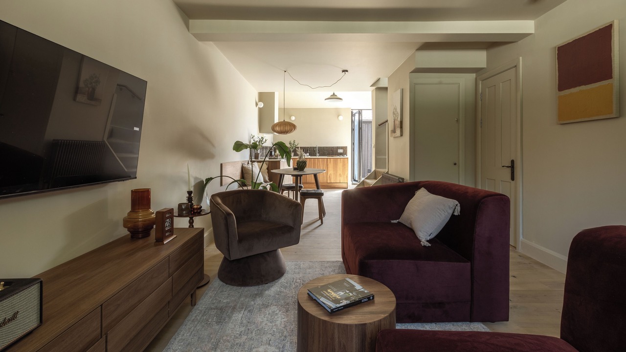 Photo of Livingroom in Tea Green