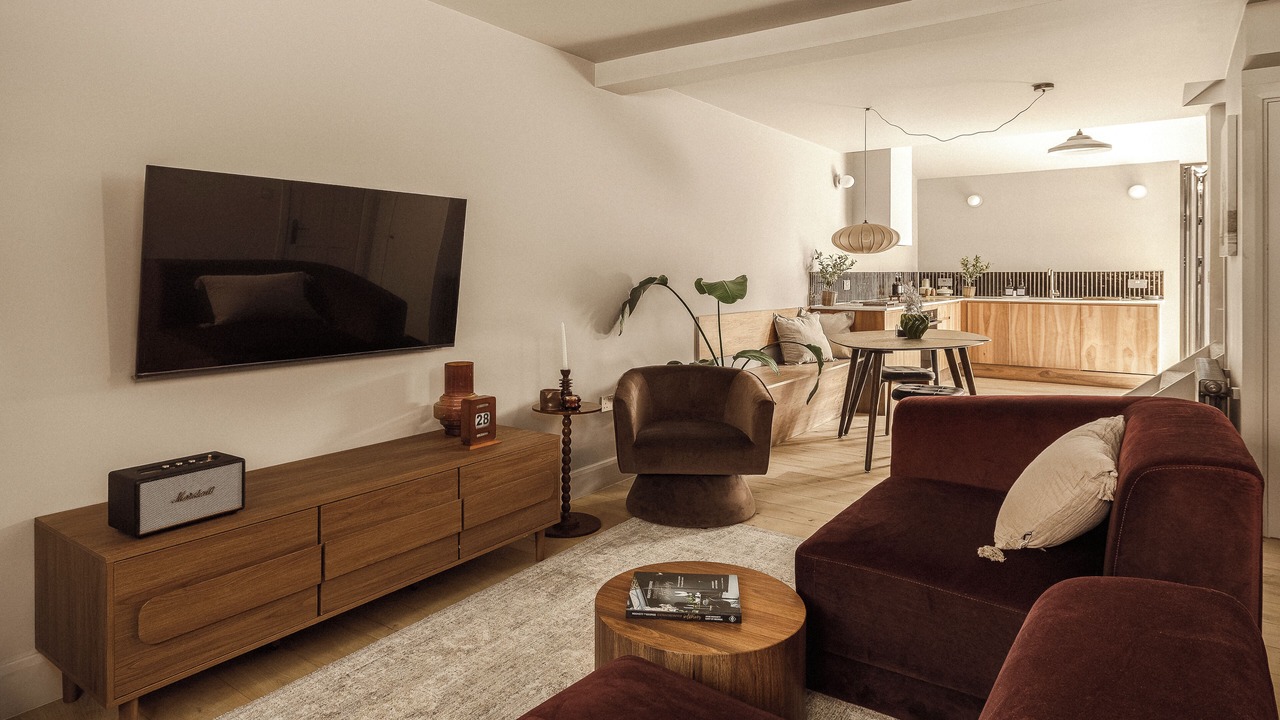 Photo of Livingroom in Tea Green