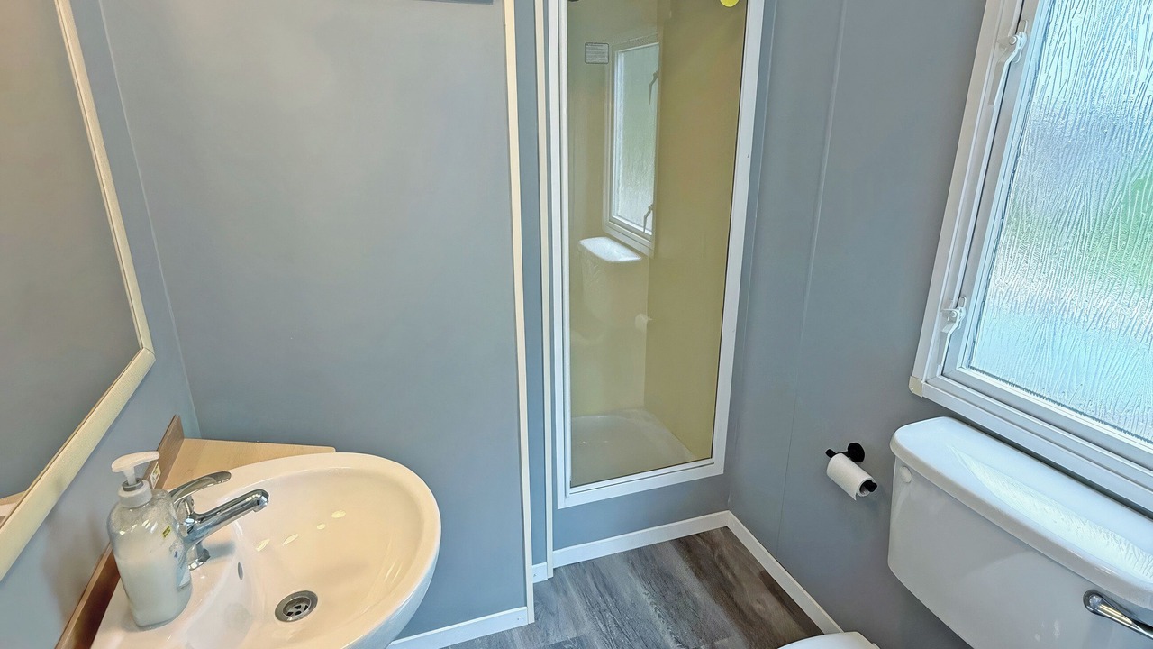 Photo of Bedroom in Chapel Saint Leonards