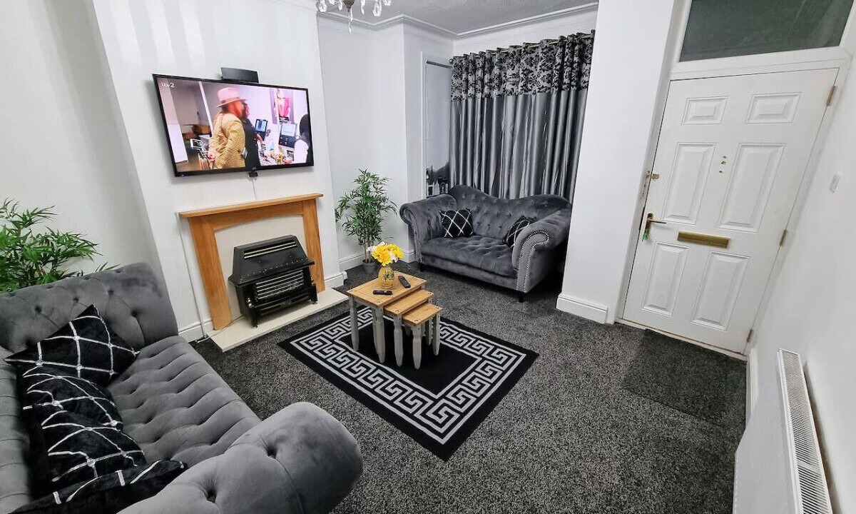 Photo of Livingroom in Beeston