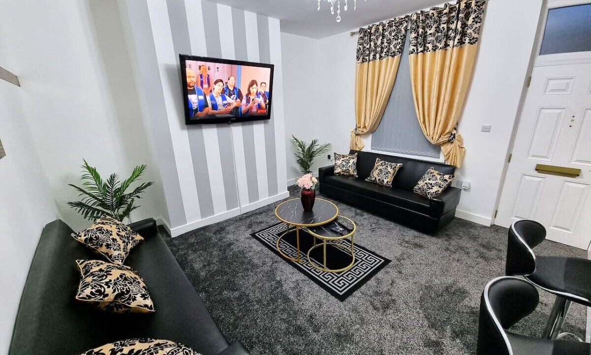 Photo of Livingroom in Leeds
