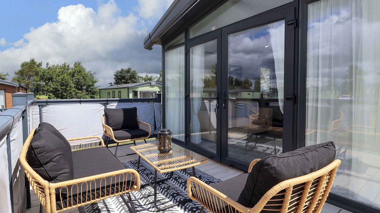 Photo of Patio Balcony in West Heslerton
