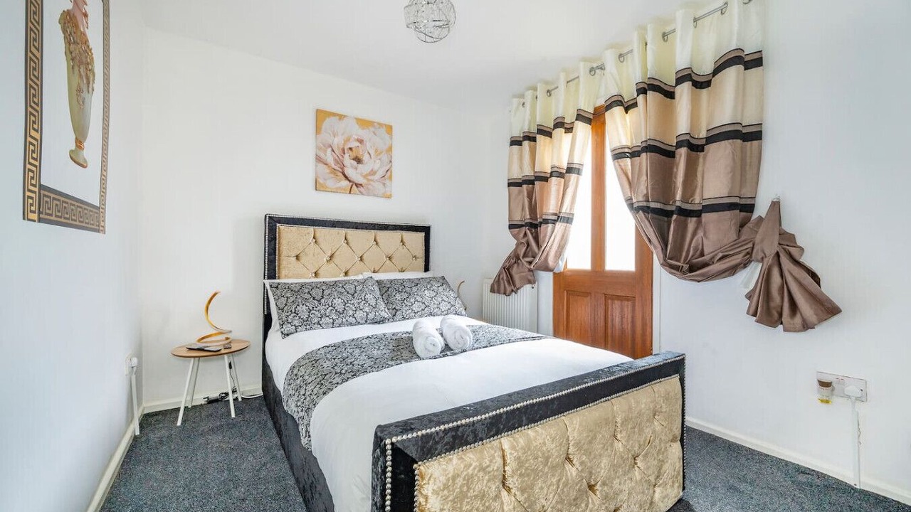 Photo of Bedroom in Chapeltown