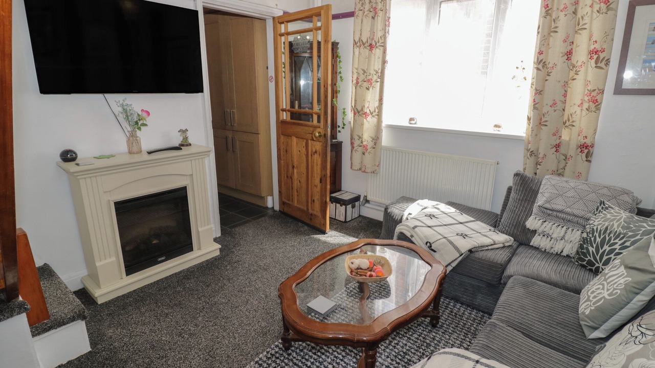 Photo of Livingroom in Leicester