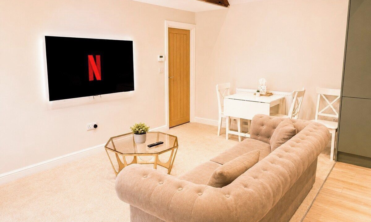 Photo of Livingroom in Bourne