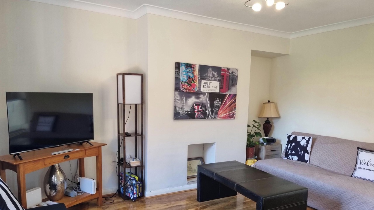 Photo of Livingroom in Nottingham