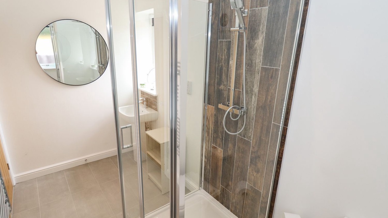 Photo of Bathroom in Aubourn