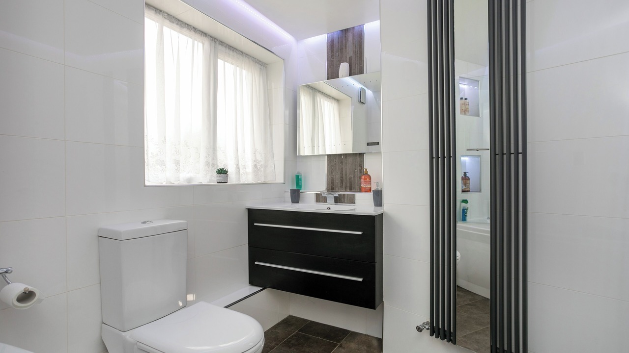 Photo of Bathroom in Wickersley