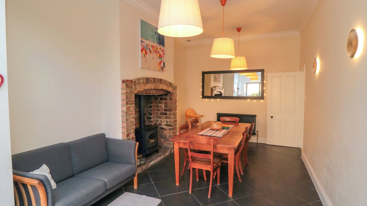 Photo of Livingroom in South Cliff