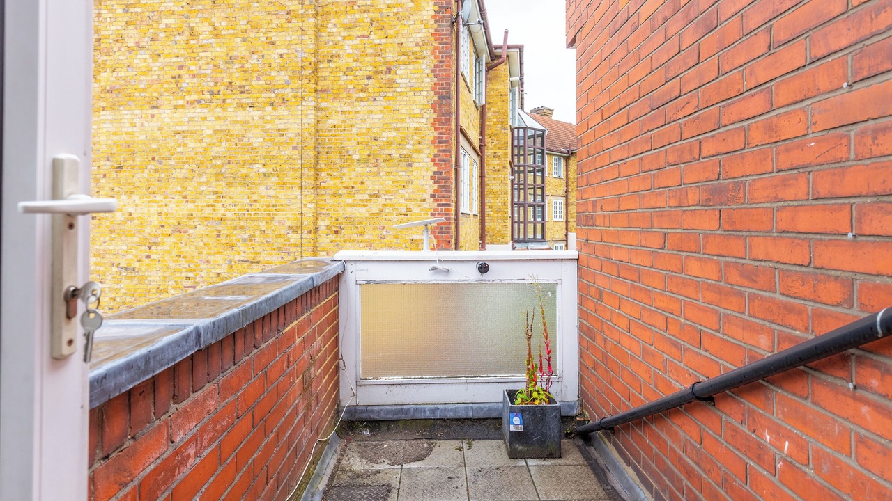 Photo of Patio Balcony in Wandsworth